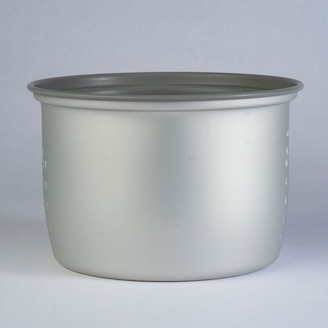Pan (B226) for NS-RNC18A / RPC18 (10 Cup Model) *Not interchangeable with NRC-18 model C4